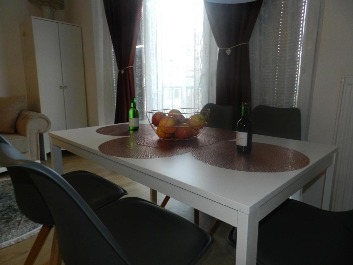 Klassik And Sunny Apartment! เวียนนา ภายนอก รูปภาพ
