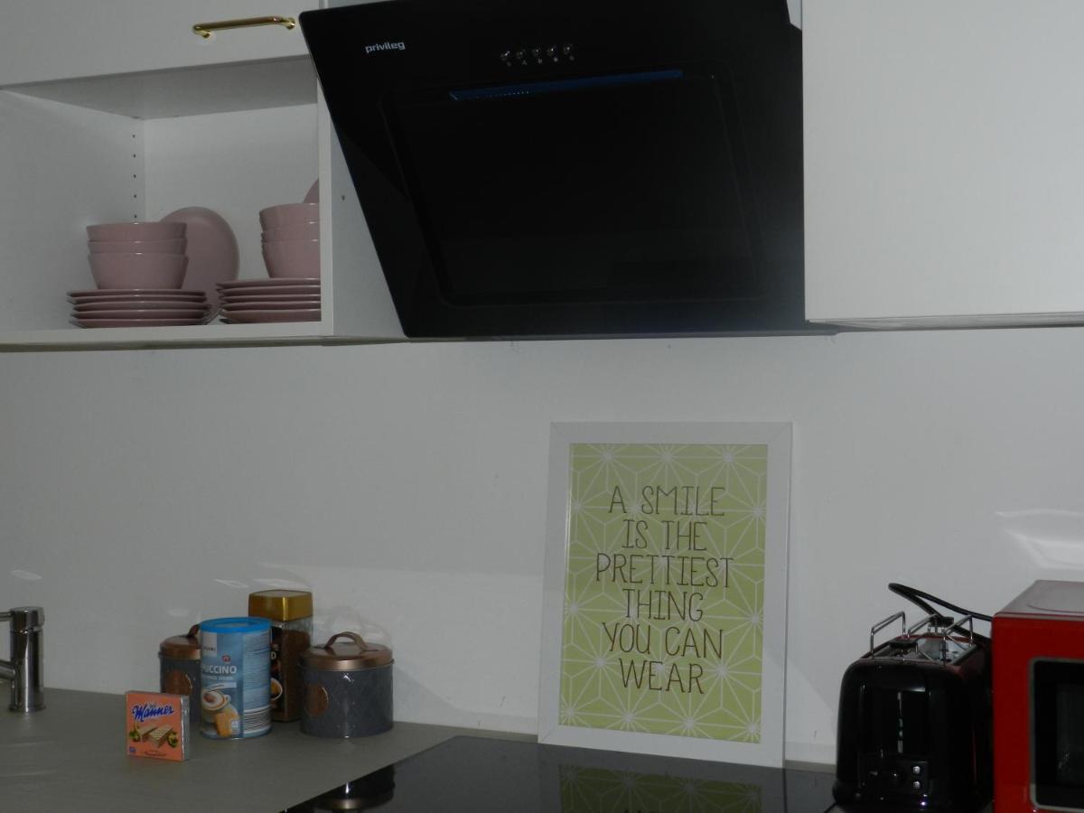 Klassik And Sunny Apartment! เวียนนา ภายนอก รูปภาพ