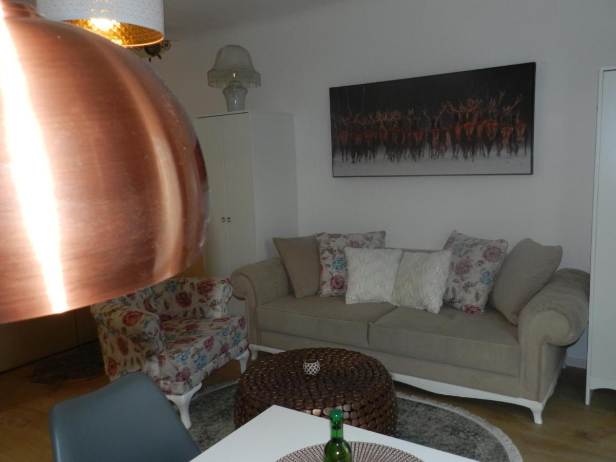 Klassik And Sunny Apartment! เวียนนา ภายนอก รูปภาพ